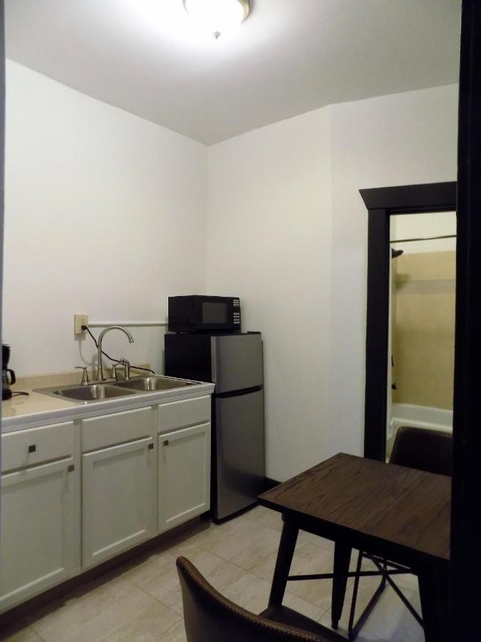 Landmark Inn Fairfield Extérieur photo