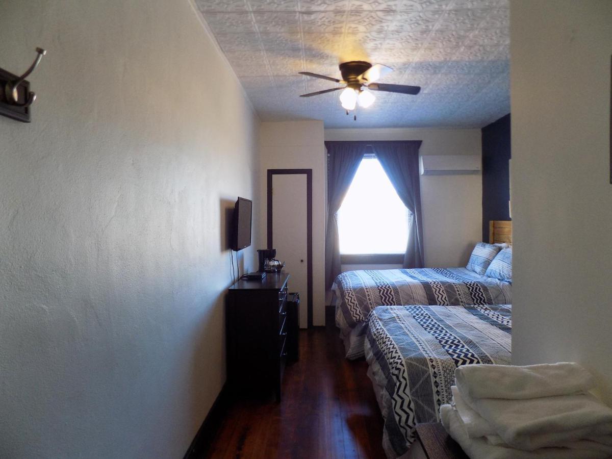 Landmark Inn Fairfield Extérieur photo