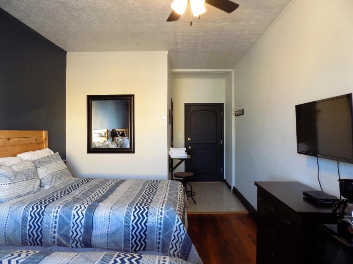 Landmark Inn Fairfield Extérieur photo