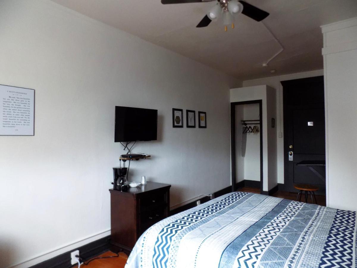 Landmark Inn Fairfield Extérieur photo